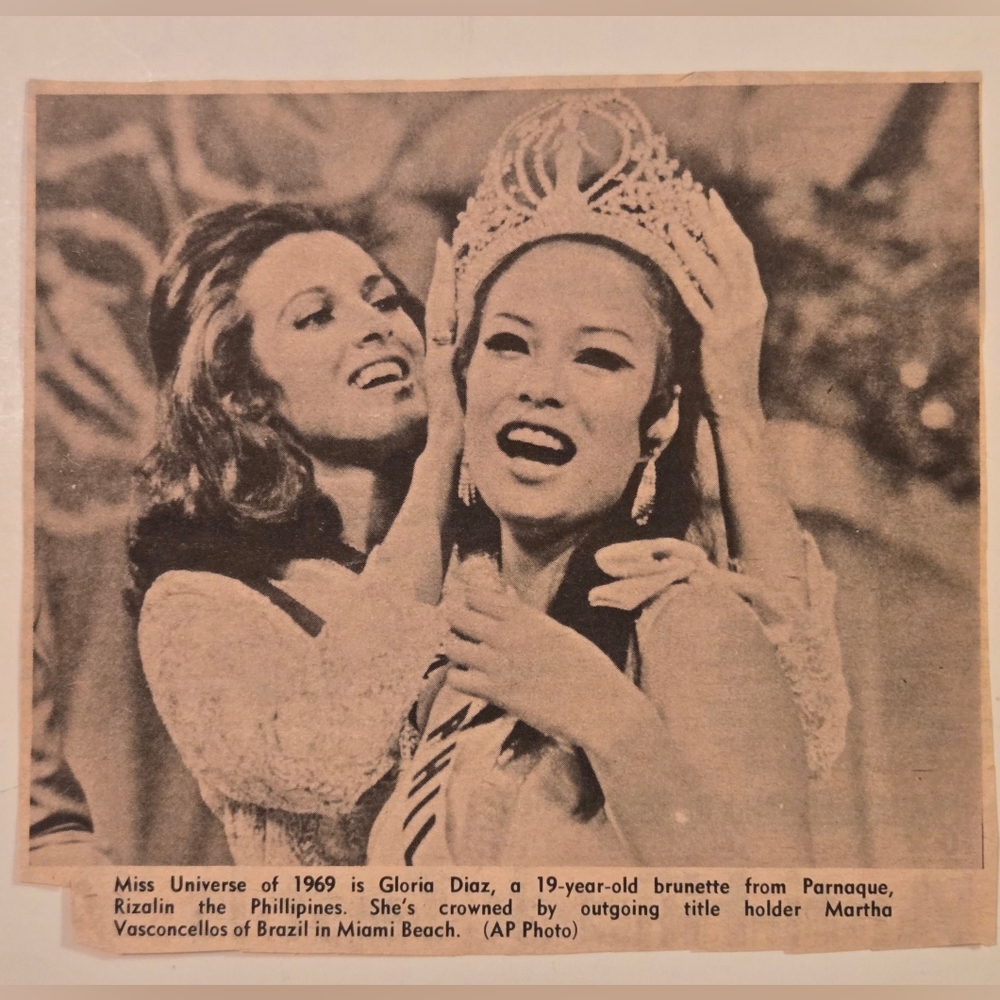 1969 Miss Universe Gloria Diaz Crowning Newspaper Photo Philippines Miami Beach